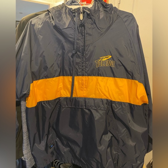 SOLD ON EBAY - Toledo Rockets Windbreaker Zippered Jacket - Size L - Picture 4 of 6